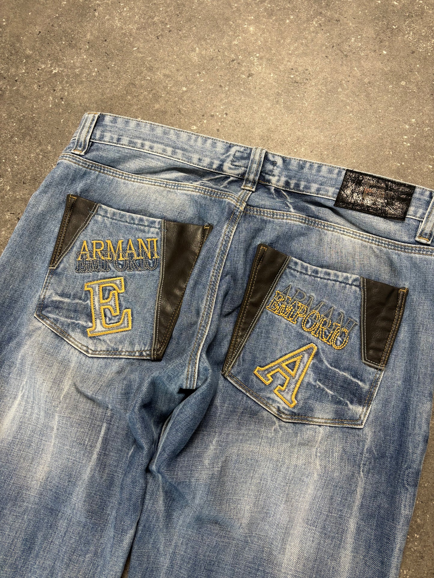 Emporio Armani Jeans (L)