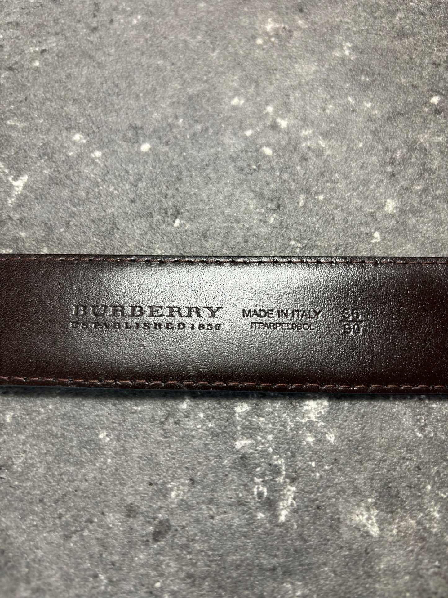 Burberry Gürtel (107 cm)