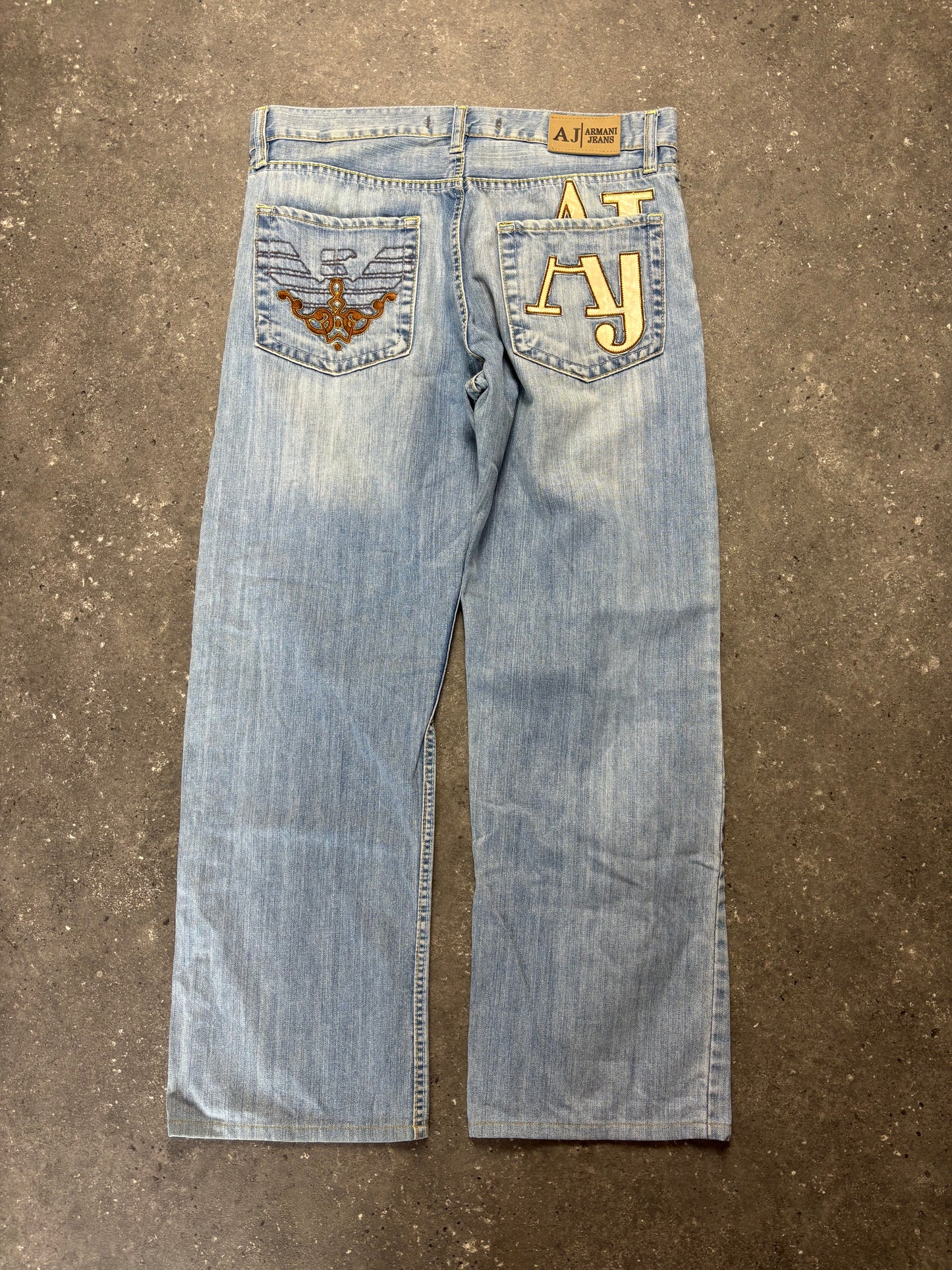 Armani Jeans (M)