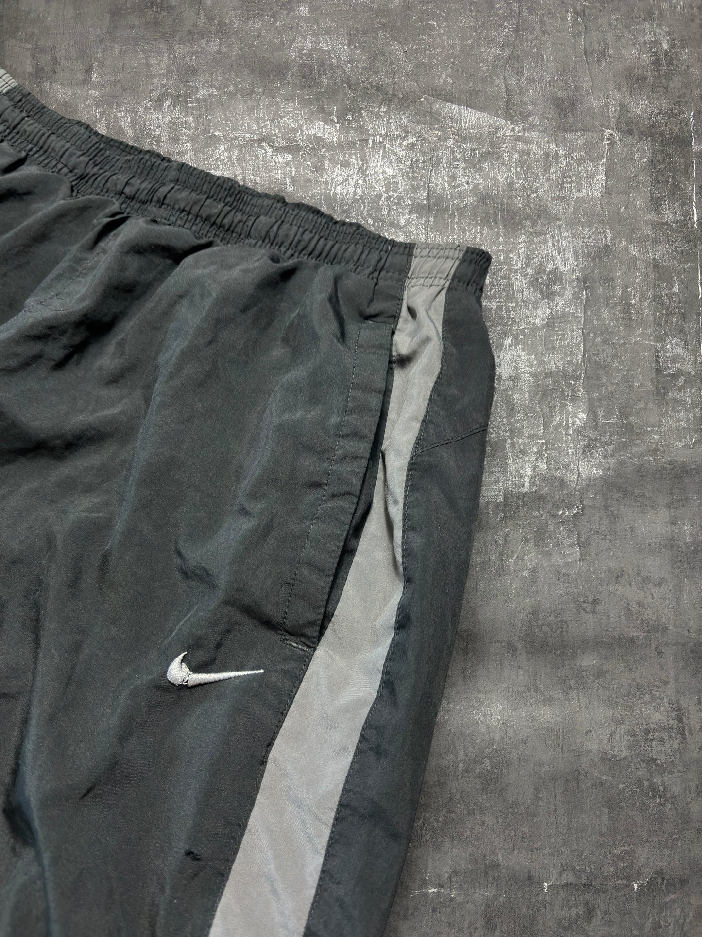 Vintage Nike Trackpants (Kids XL)