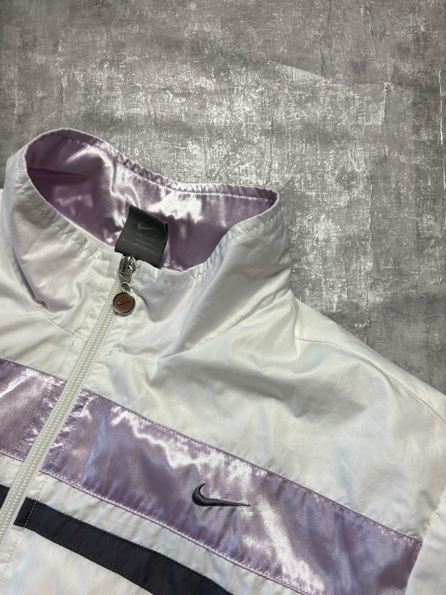Vintage Nike Trackjacket (women's XL)