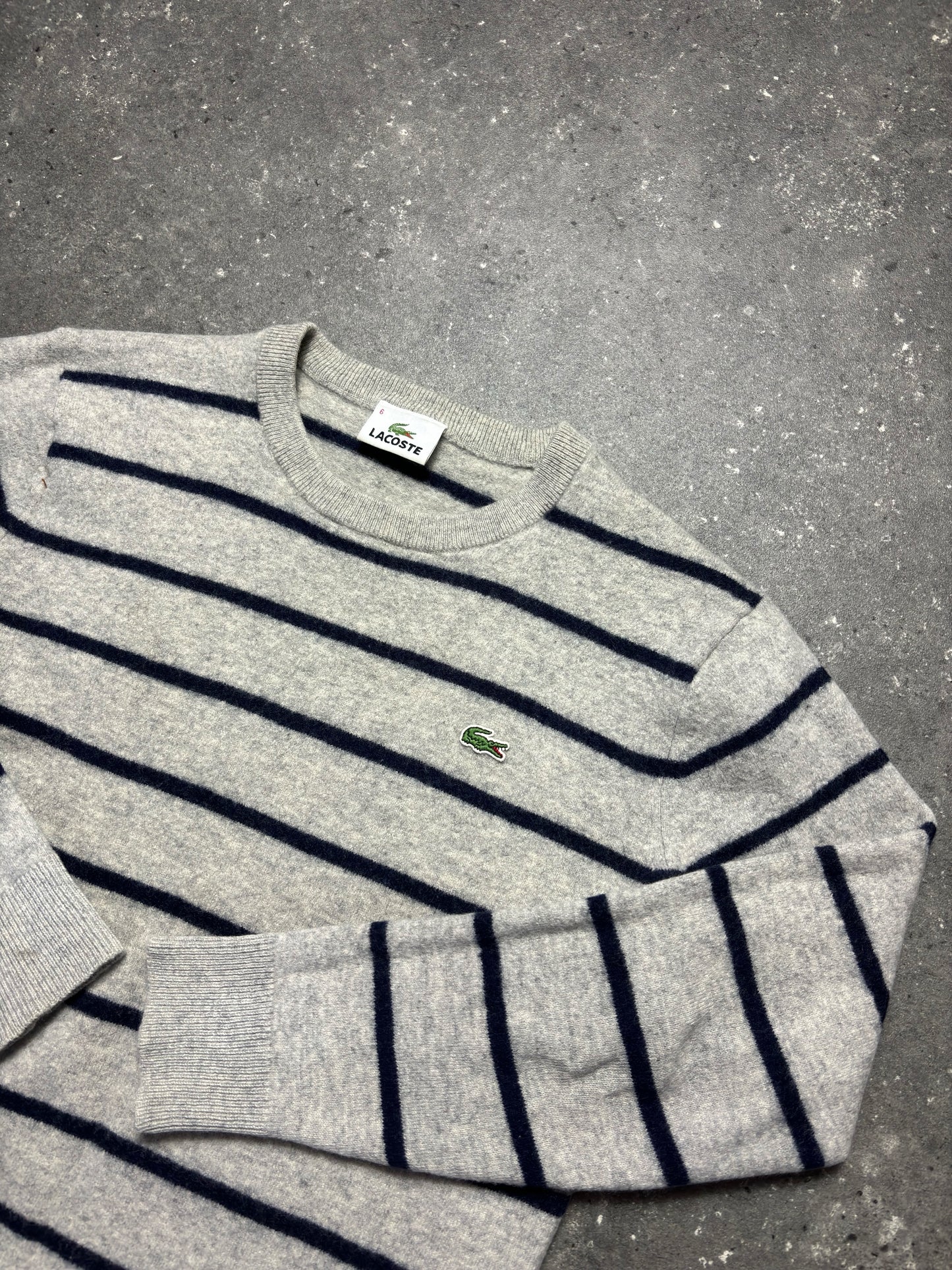 Lacoste Sweater (XS)
