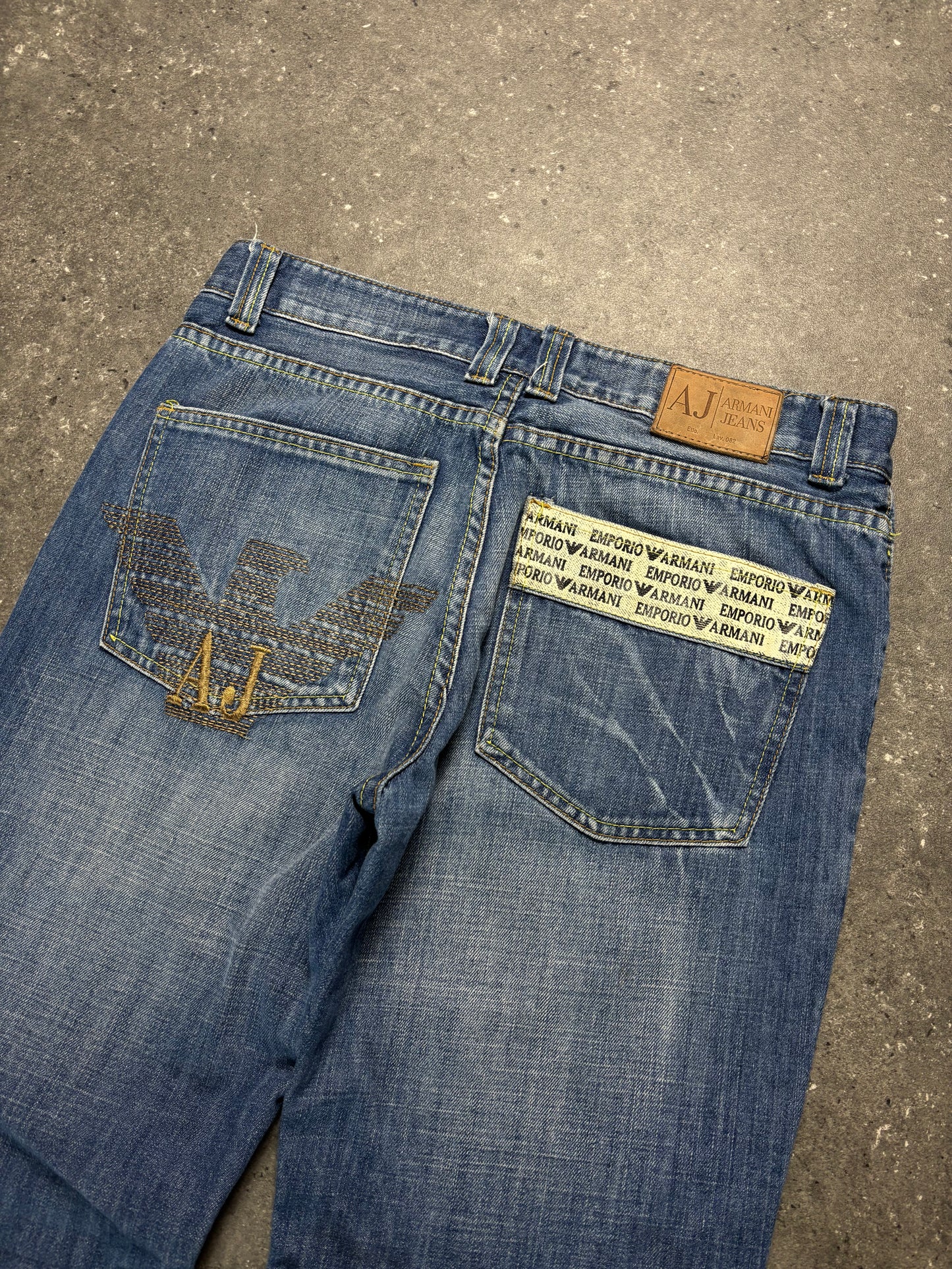 Armani Jeans (M)